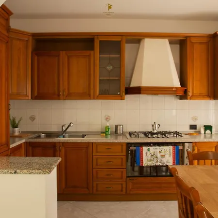 Casa Maria * Васто